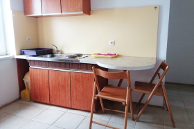 apartment 4 – bedroom